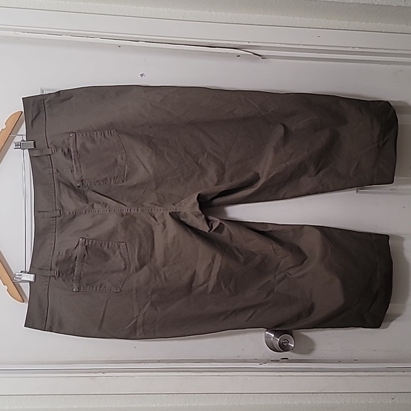 NEW SEJOUR PLUS SIZE WOMEN'S MUSHROOM CAPRI PANTS SIZE 20 - Picture 3 of 8